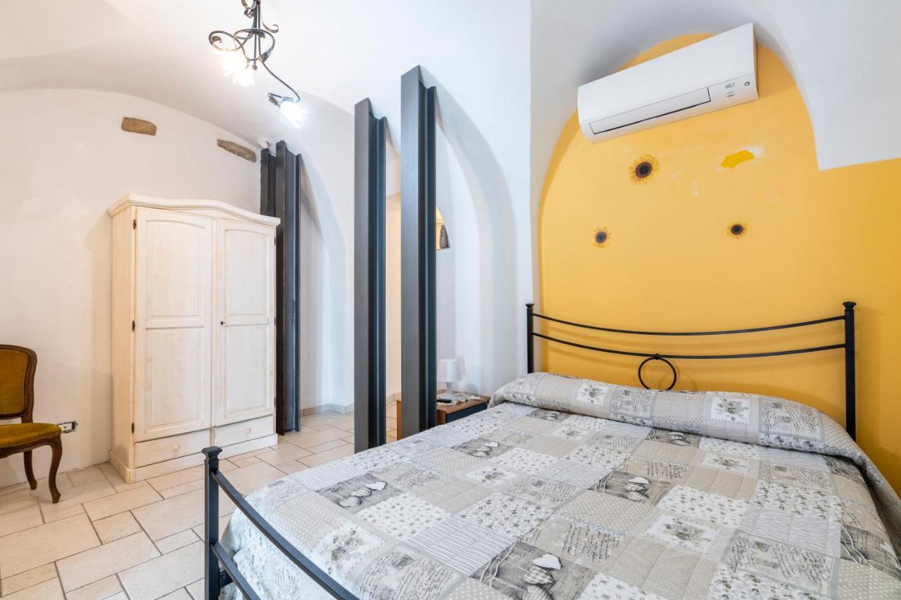Agriturismo Il Vecchio Mulino Terzorio Eksteriør billede