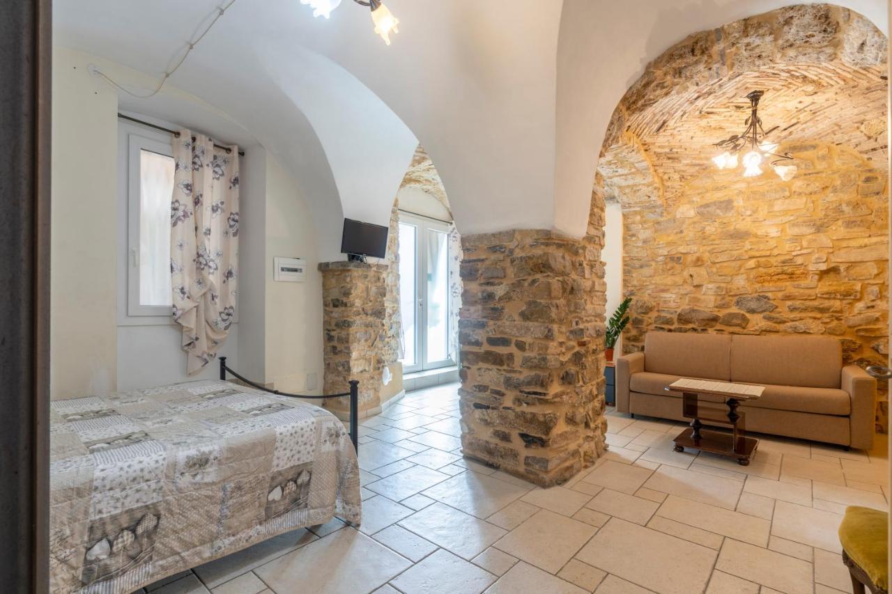 Agriturismo Il Vecchio Mulino Terzorio Eksteriør billede